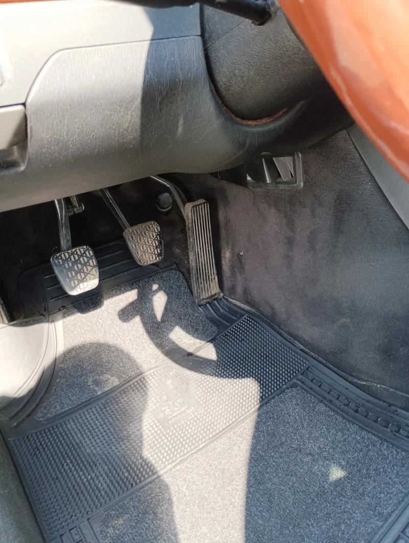 Mercedes-Benz 124 2.0 бензин, снимка 15 - Автомобили и джипове - 53396622