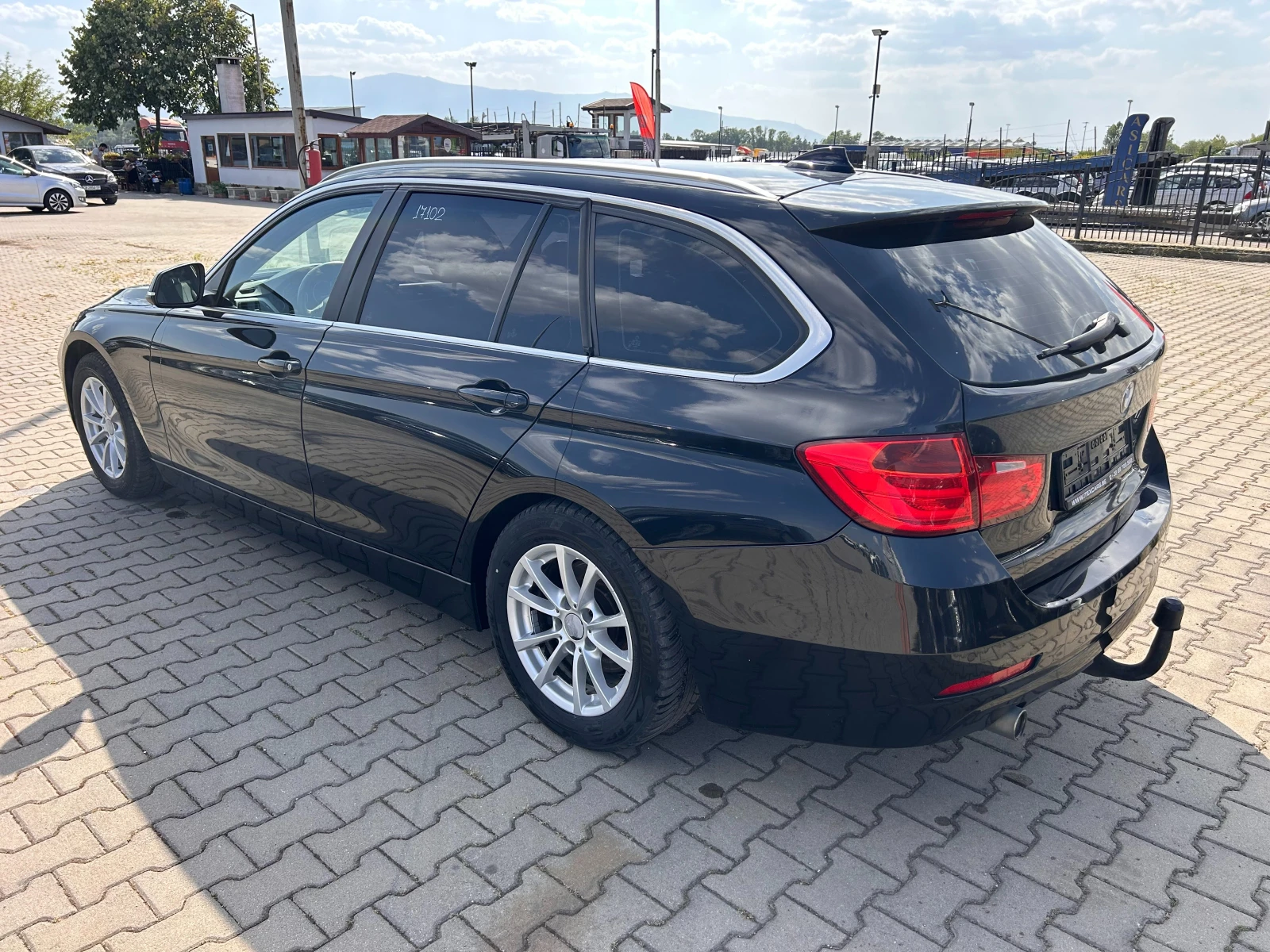 BMW 318 D AVTOMAT/NAVI EURO 5 ЛИЗИНГ - изображение 8