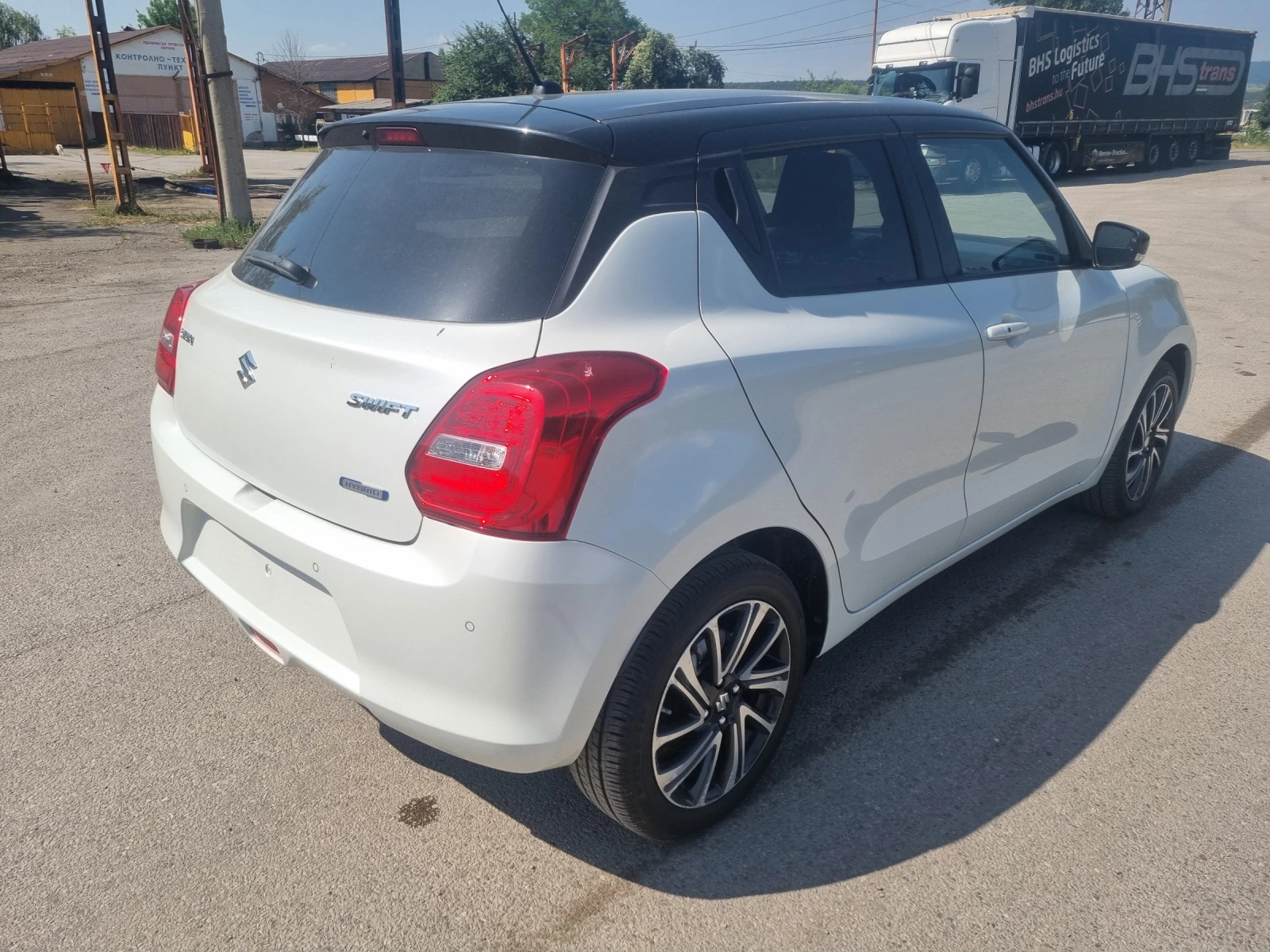 Suzuki Swift 1.2hibrid -83ks -2019-На части!! - изображение 6