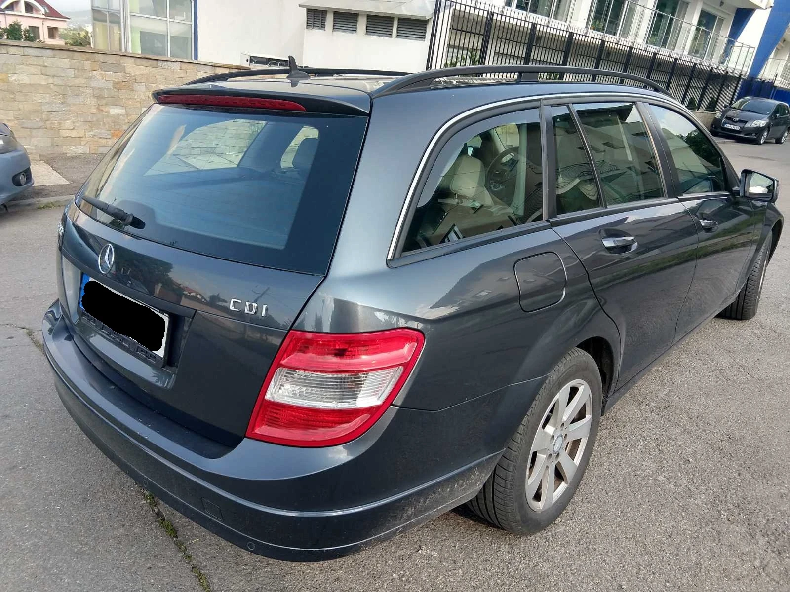 Mercedes-Benz C 200 2.2CDI - изображение 4