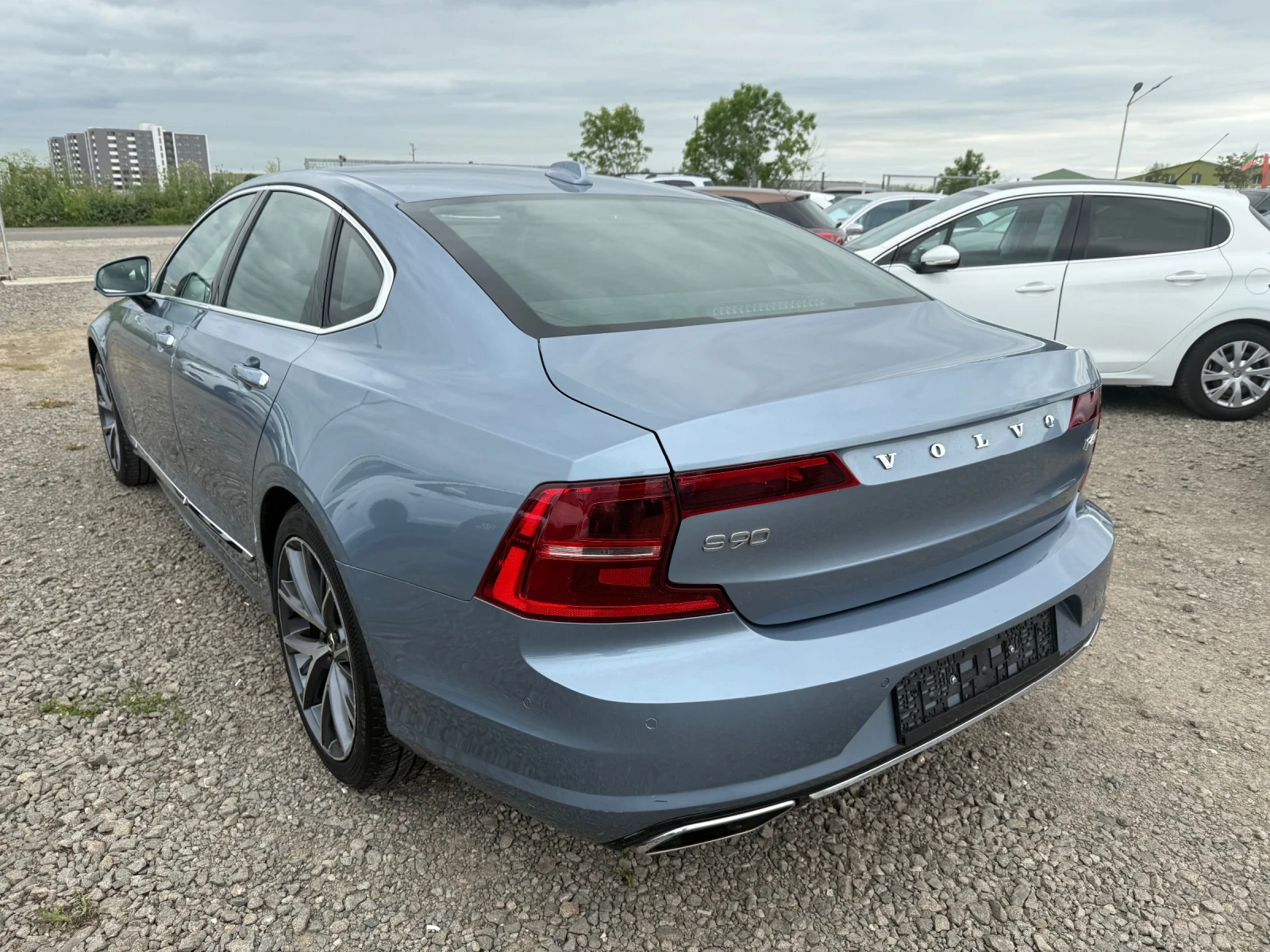Volvo S90 2.0i CH T6 AWD - изображение 6