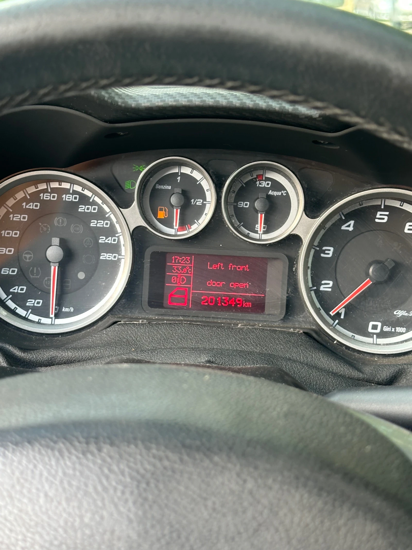 Alfa Romeo MiTo 1.4i T - изображение 10