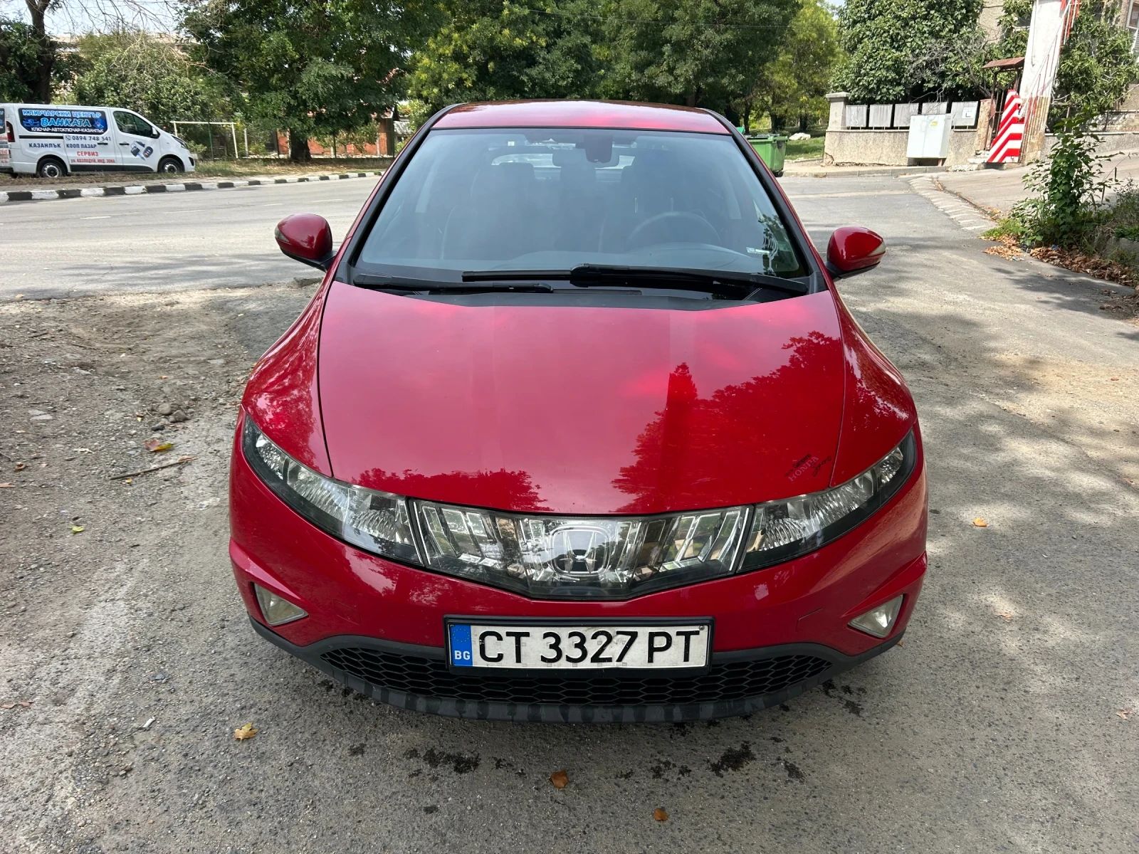 Honda Civic 1.4i - изображение 2