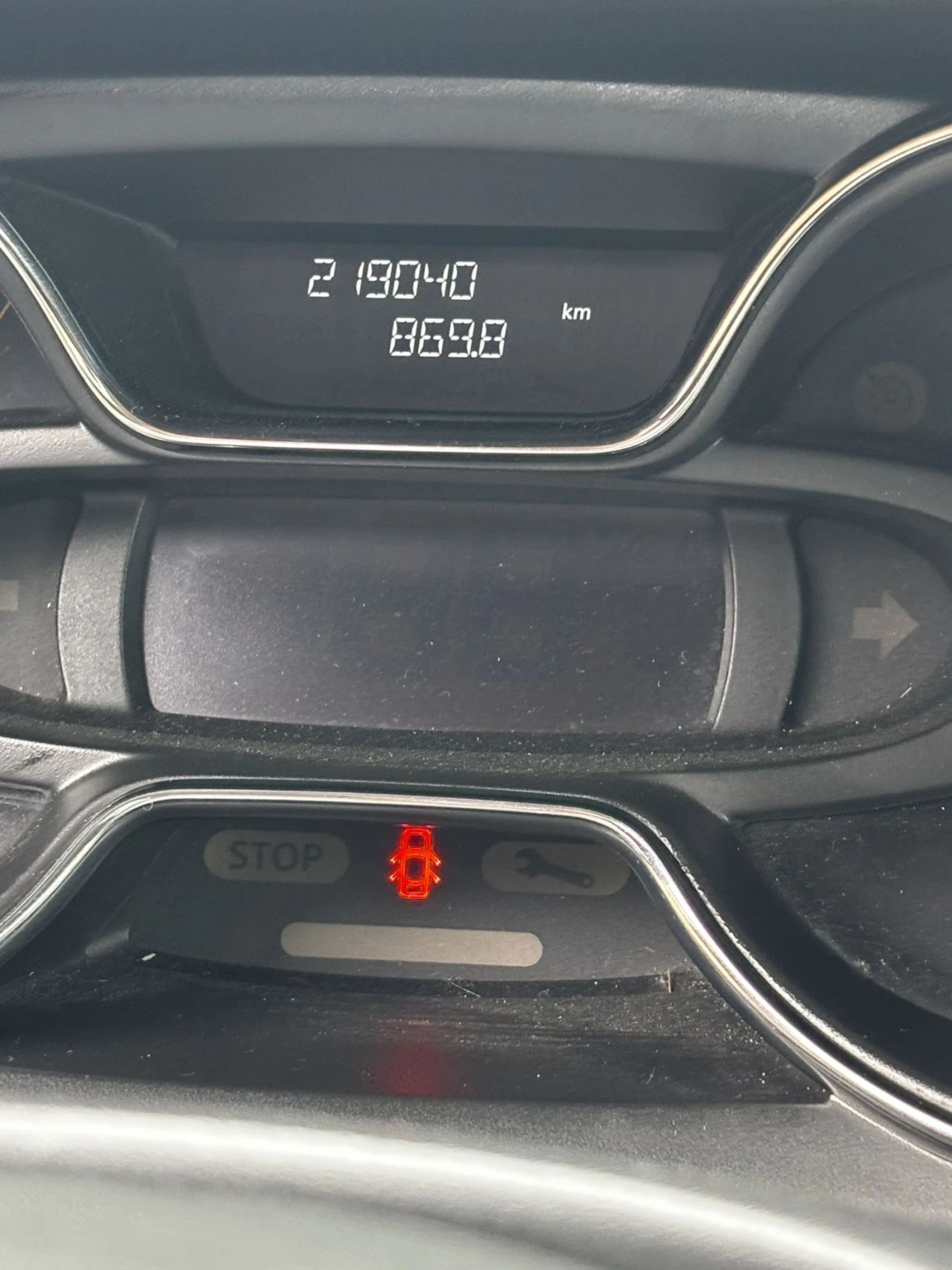 Renault Captur 1.5DCI | Mobile.bg — изображение 11