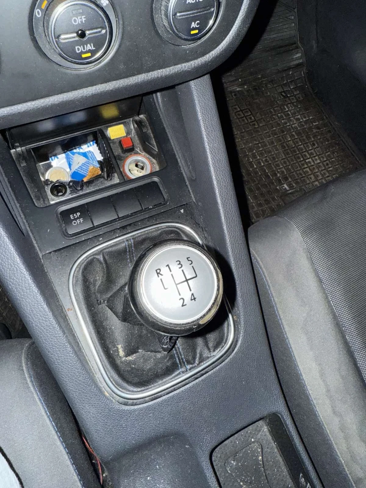 VW Golf 5 - изображение 10