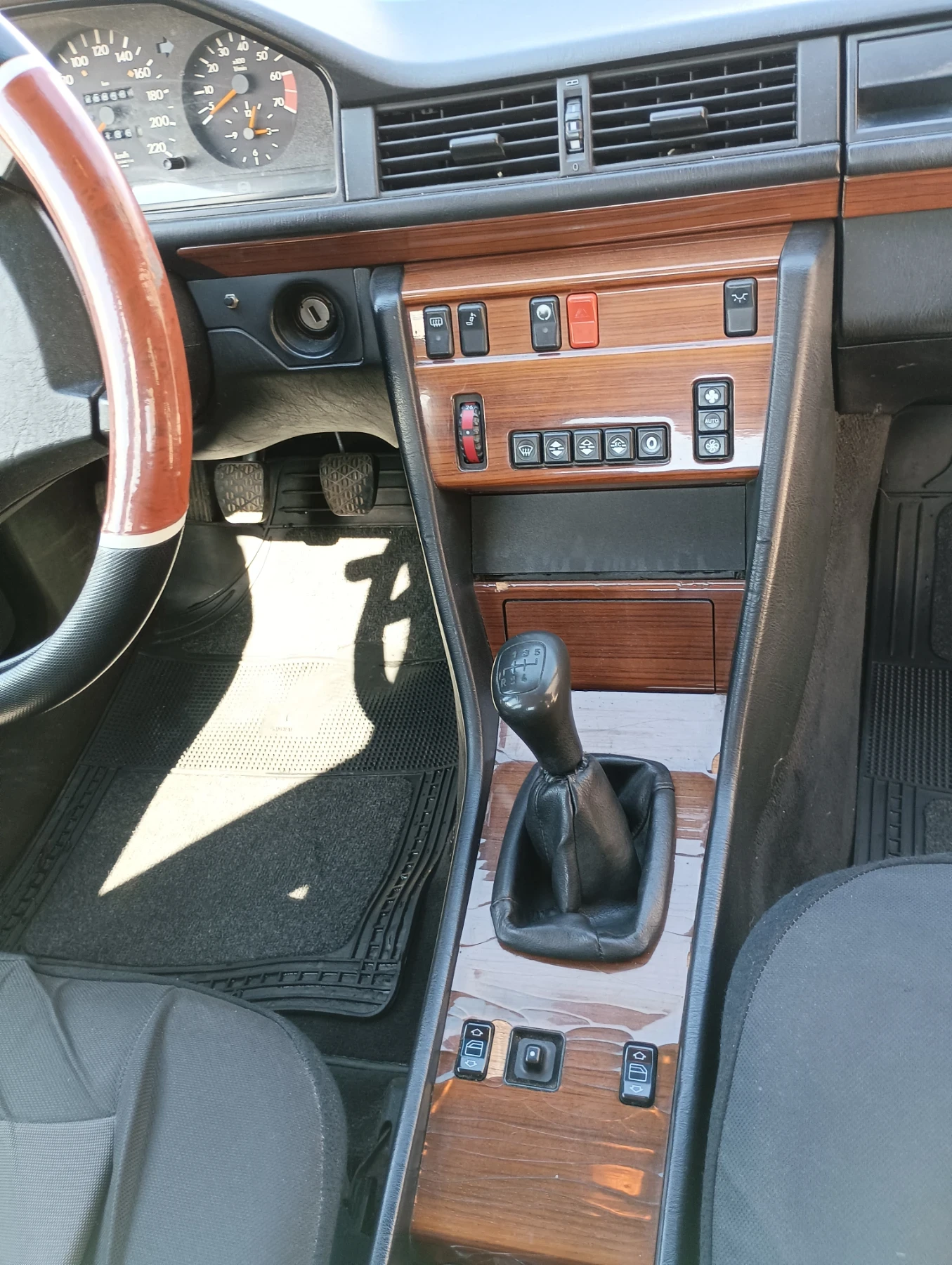 Mercedes-Benz 124 2.0 ������ | Mobile.bg � ����������� 7