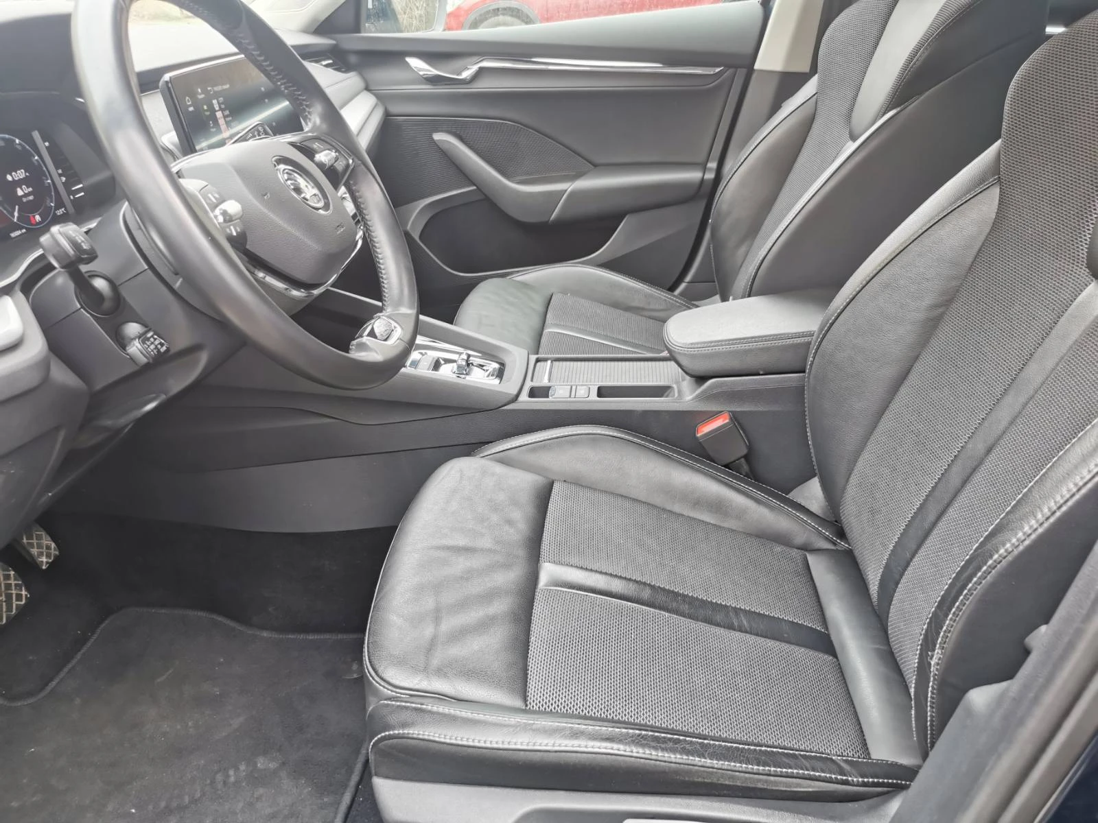 Skoda Octavia 2.0 TDI, DSG7, снимка 9 - Автомобили и джипове - 53698867