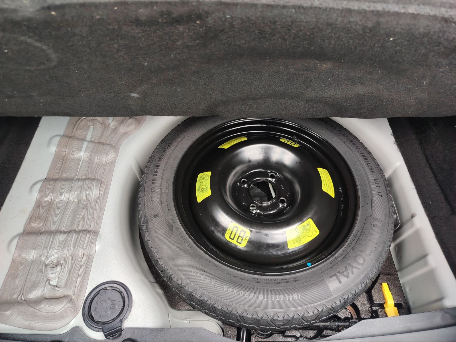 Citroen C4 1.6 B-Hdi Face Avtomat, снимка 13 - Автомобили и джипове - 54083357