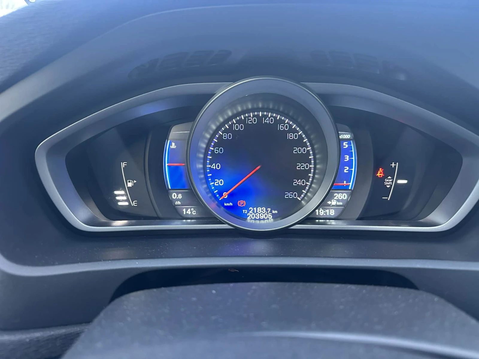 Volvo V40 2.0 120hp | Mobile.bg � ����������� 8