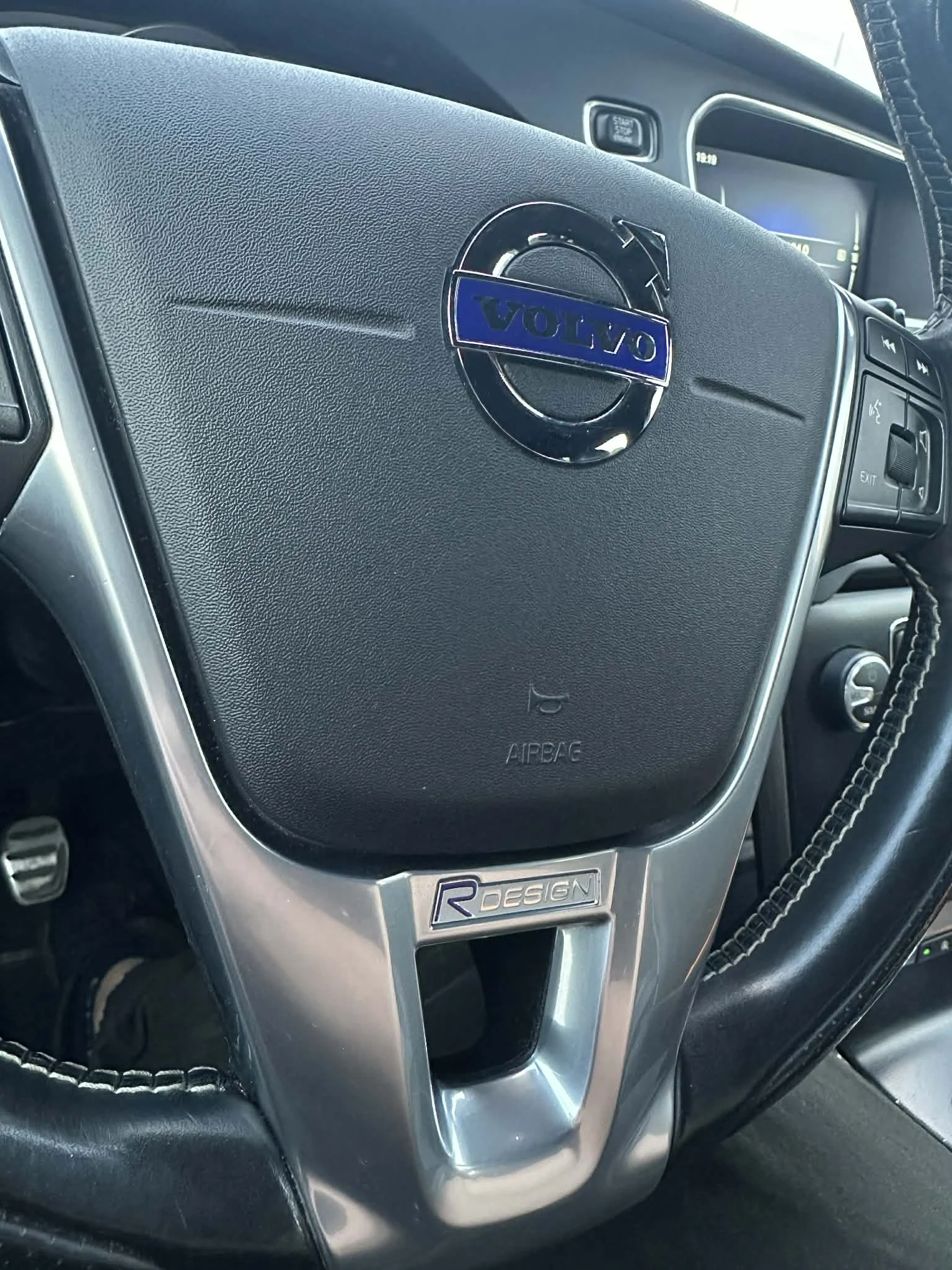 Volvo V40 2.0 120hp | Mobile.bg � ����������� 9