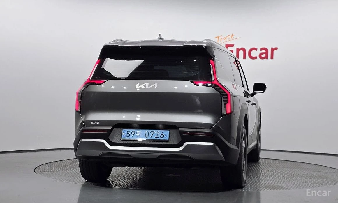 Kia EV9 AIR* LONG RANGE* ����* �������* ���������* LINE AS | Mobile.bg � ����������� 4