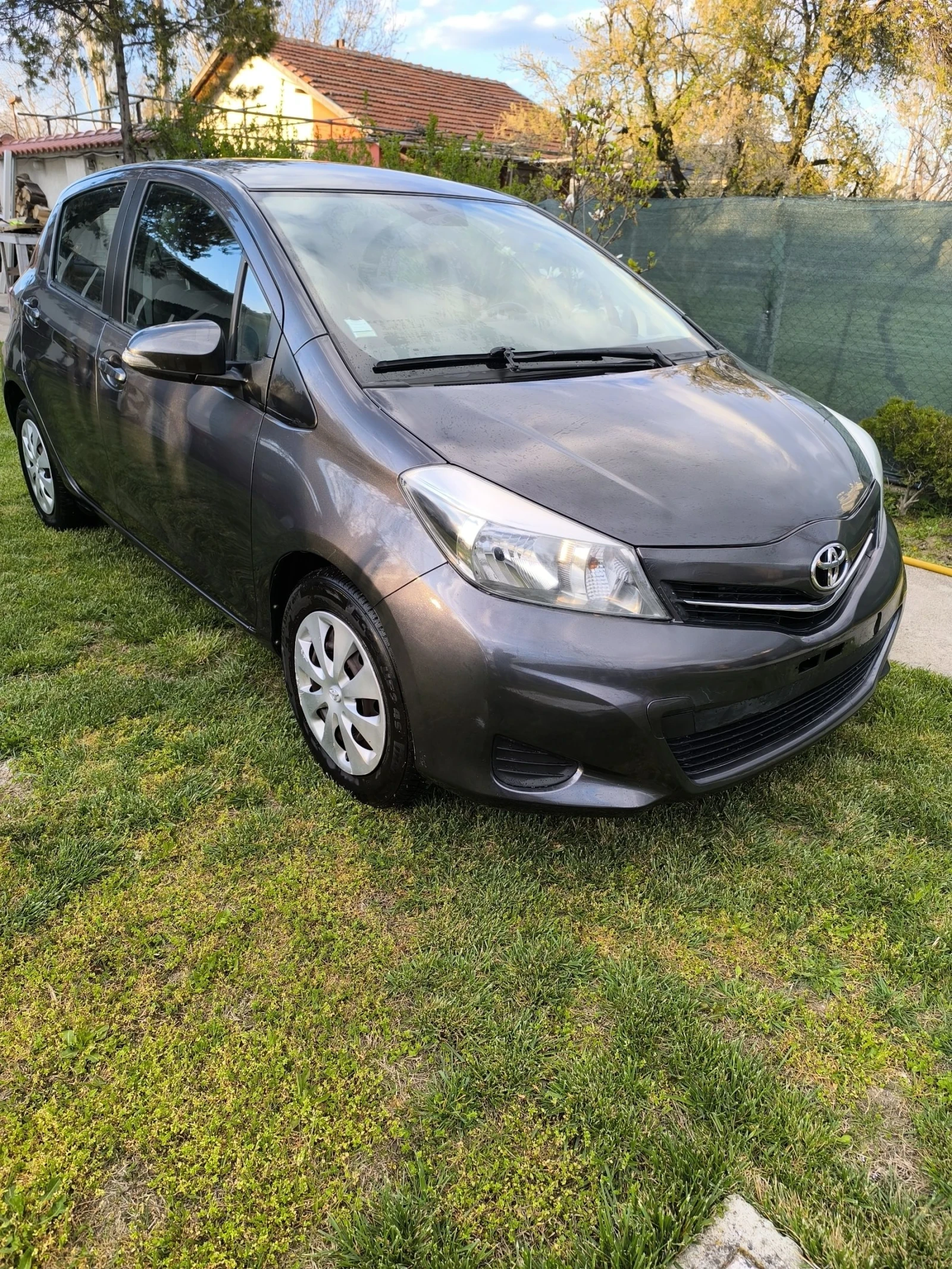 Toyota Yaris 1.3 100к.с.