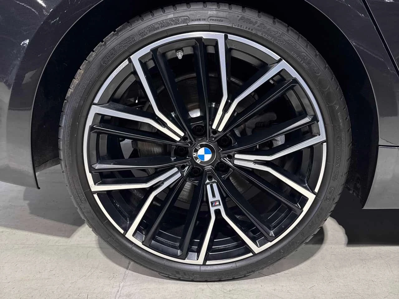 BMW 540 | 360 | HUD | HARMAN KARDON | CARFAX | , снимка 7 - Автомобили и джипове - 54443261