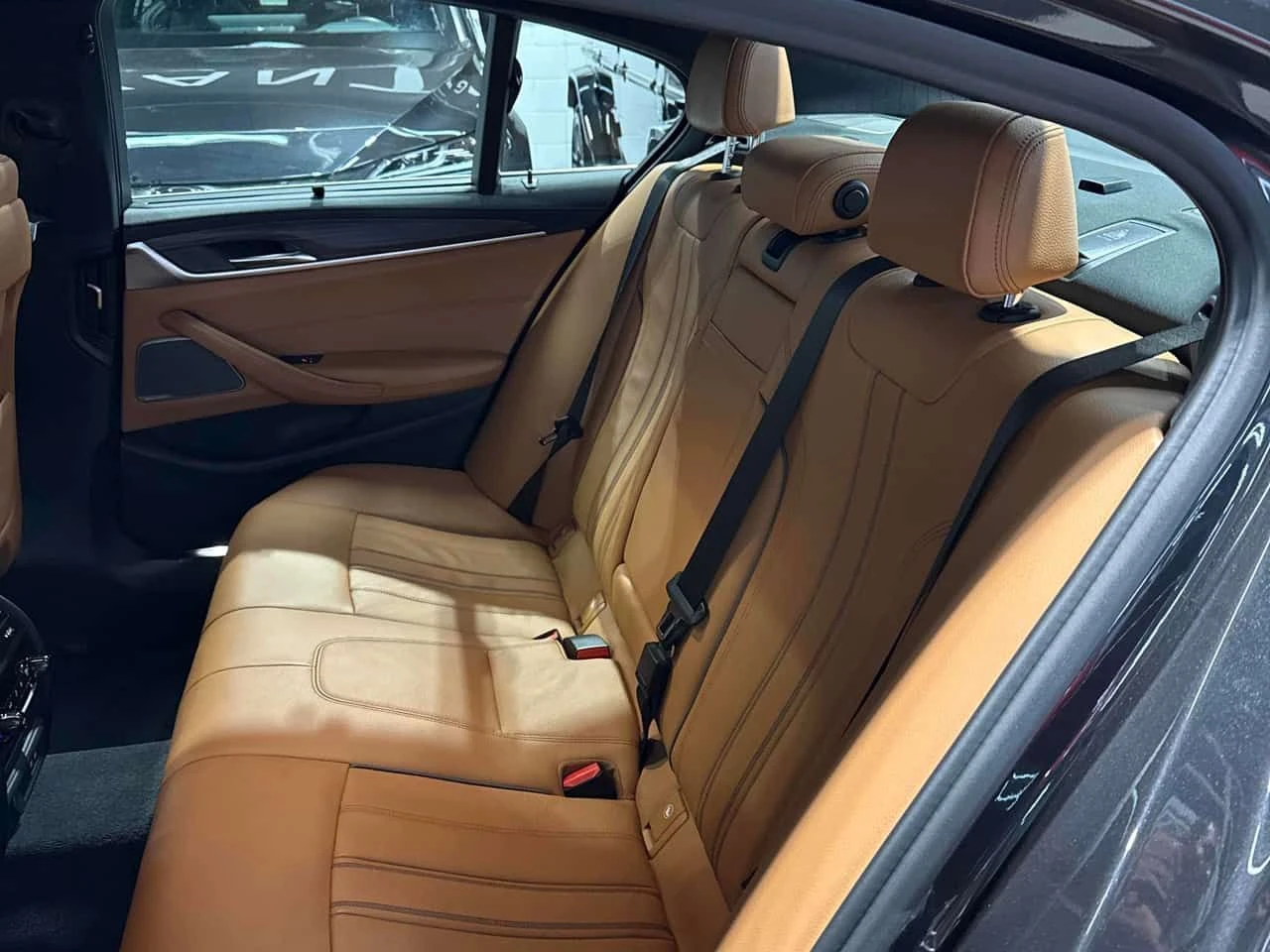 BMW 540 | 360 | HUD | HARMAN KARDON | CARFAX | , снимка 11 - Автомобили и джипове - 54443261