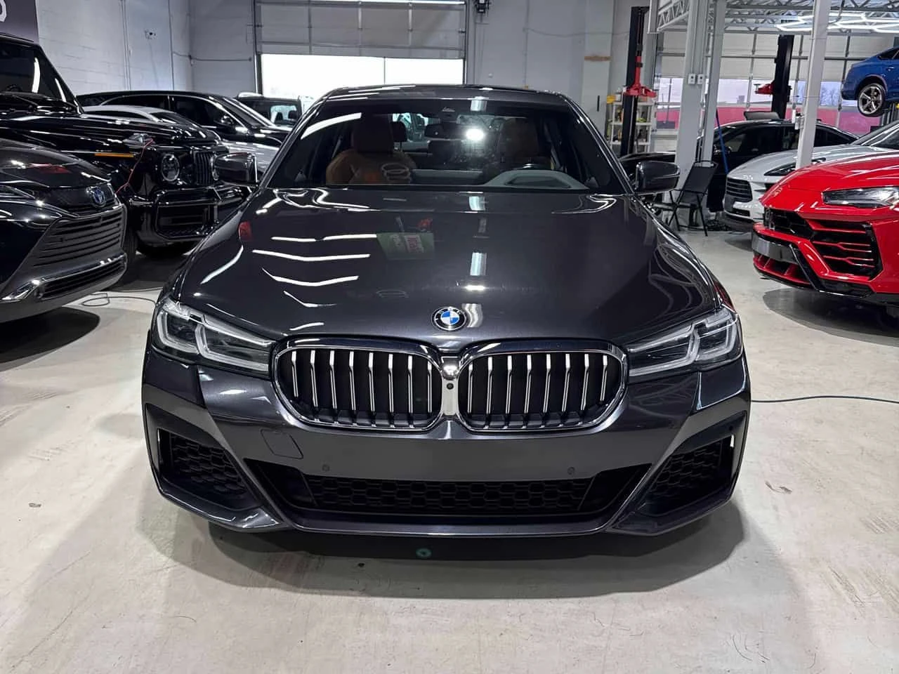 BMW 540 | 360 | HUD | HARMAN KARDON | CARFAX | , снимка 6 - Автомобили и джипове - 54443261