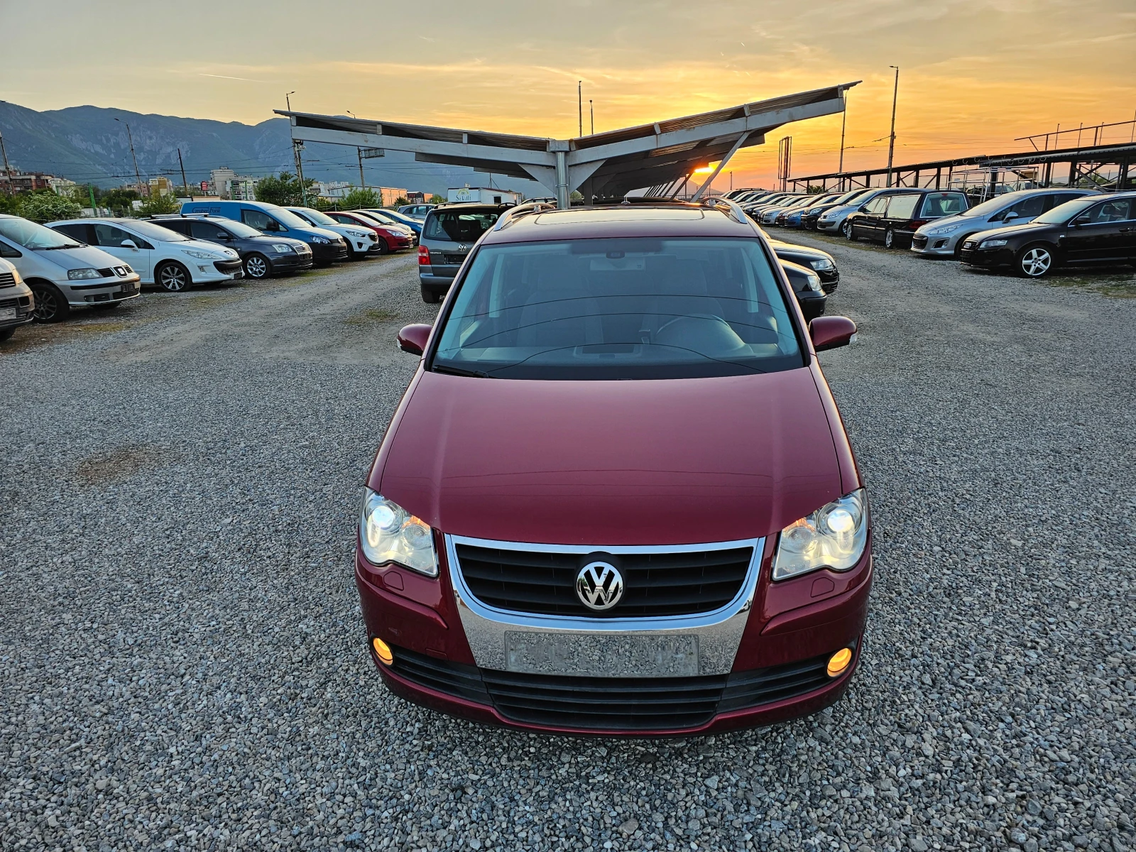 VW Touran 1.4 TSI 140kc 175000km , снимка 2 - Автомобили и джипове - 54487688