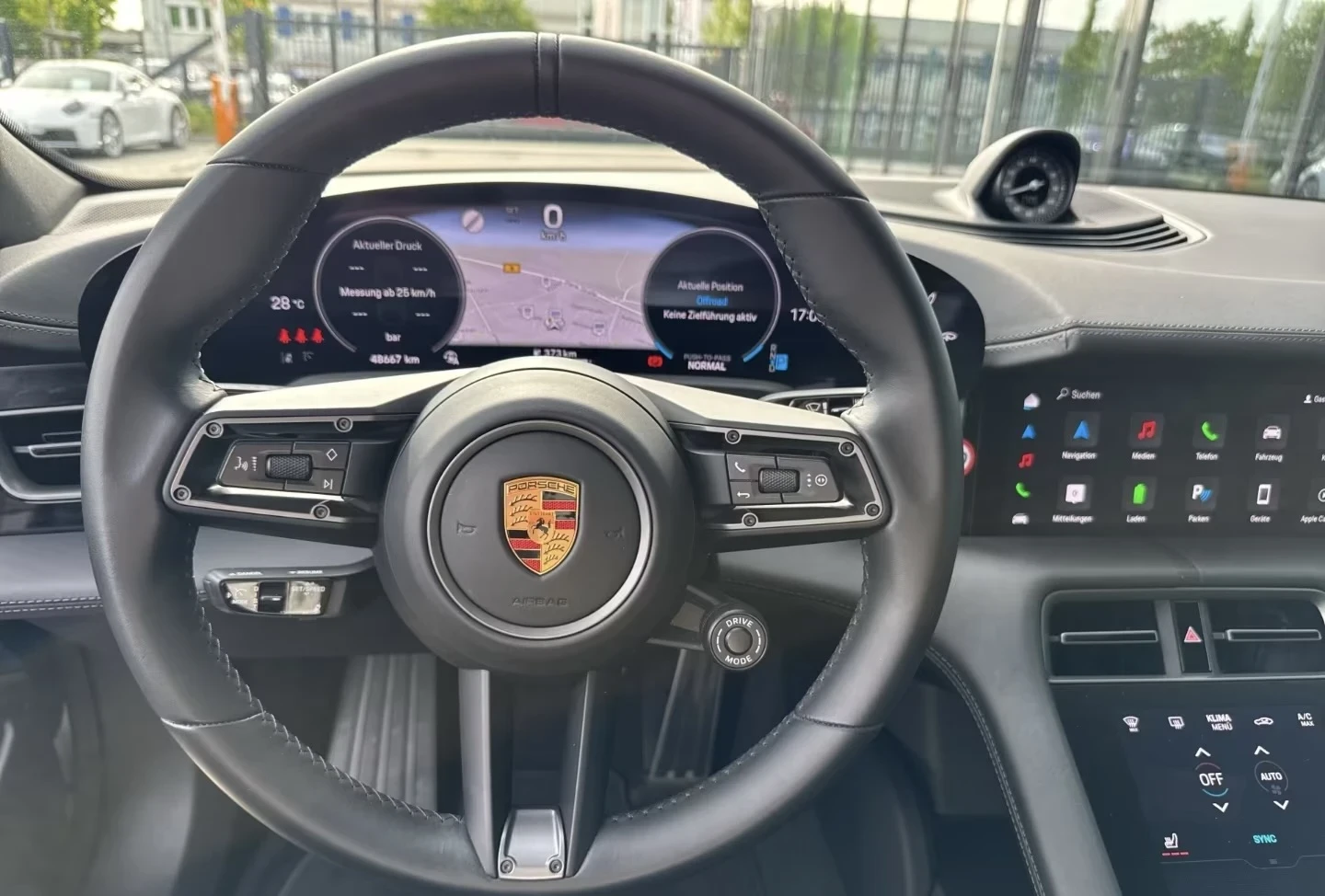 Porsche Taycan 4s FACELIFT Porsche Approved DIST PANO 360* MATRIX, снимка 13 - Автомобили и джипове - 55715631