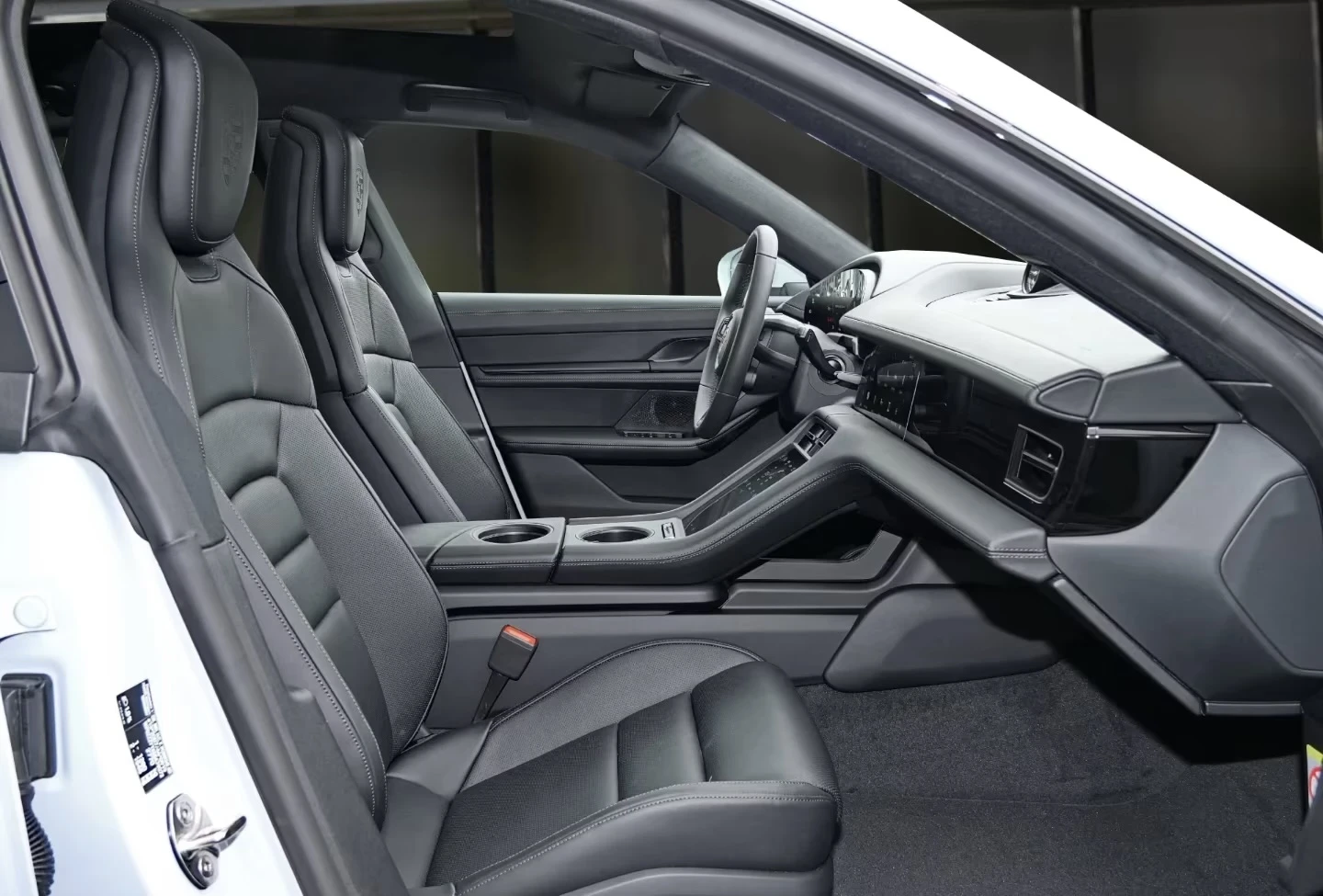 Porsche Taycan Sport Turismo Perf+ Facelift DISTR AIR 360* MATRIX | Mobile.bg � ����������� 15