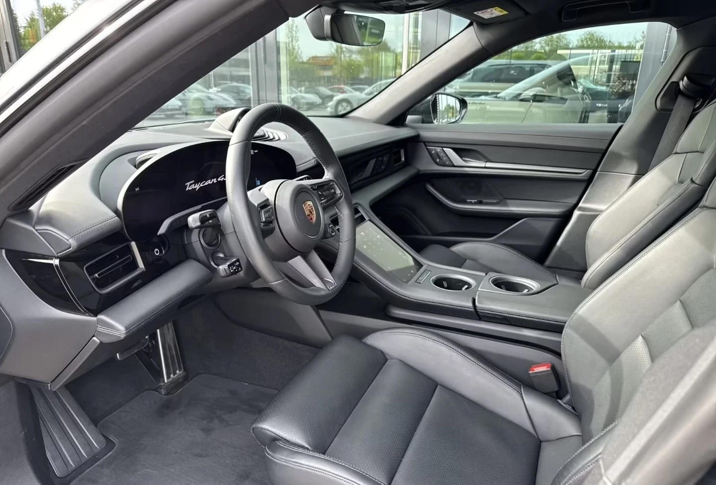 Porsche Taycan 4s FACELIFT Porsche Approved DIST PANO 360* MATRIX, снимка 11 - Автомобили и джипове - 55715631