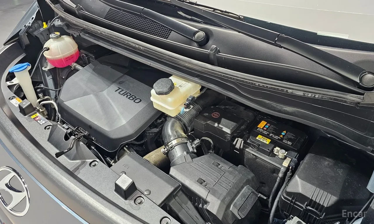 Hyundai Staria Cargo 5-seater, снимка 5 - Автомобили и джипове - 54957194