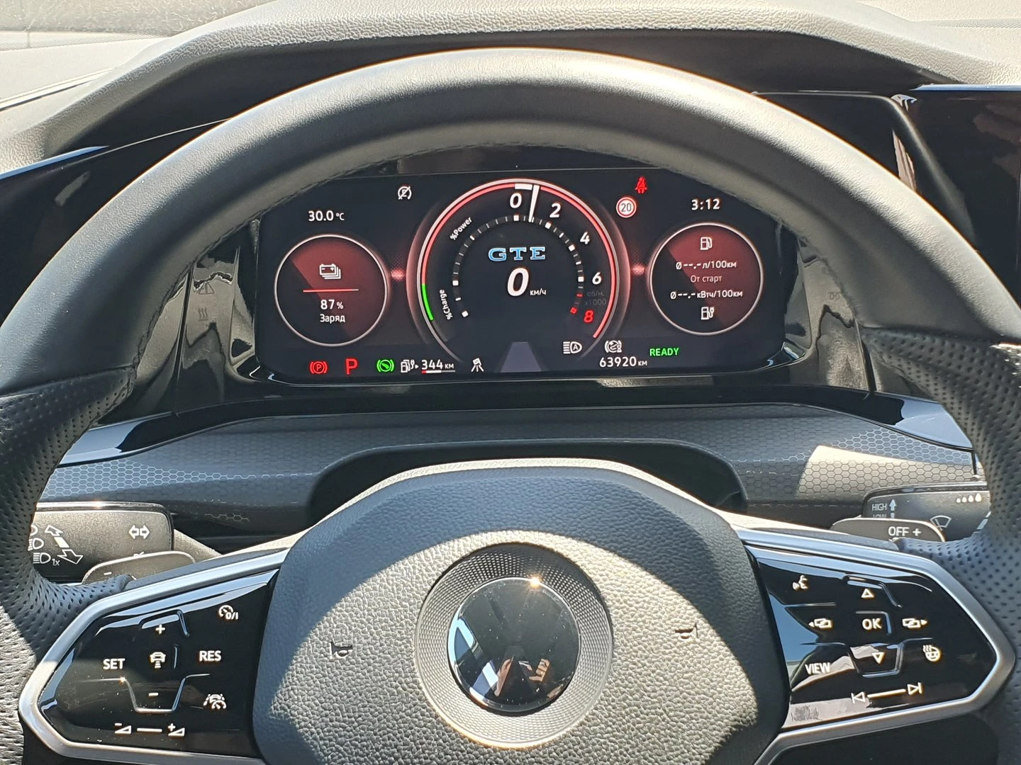VW Golf, снимка 13 - Автомобили и джипове - 56420688