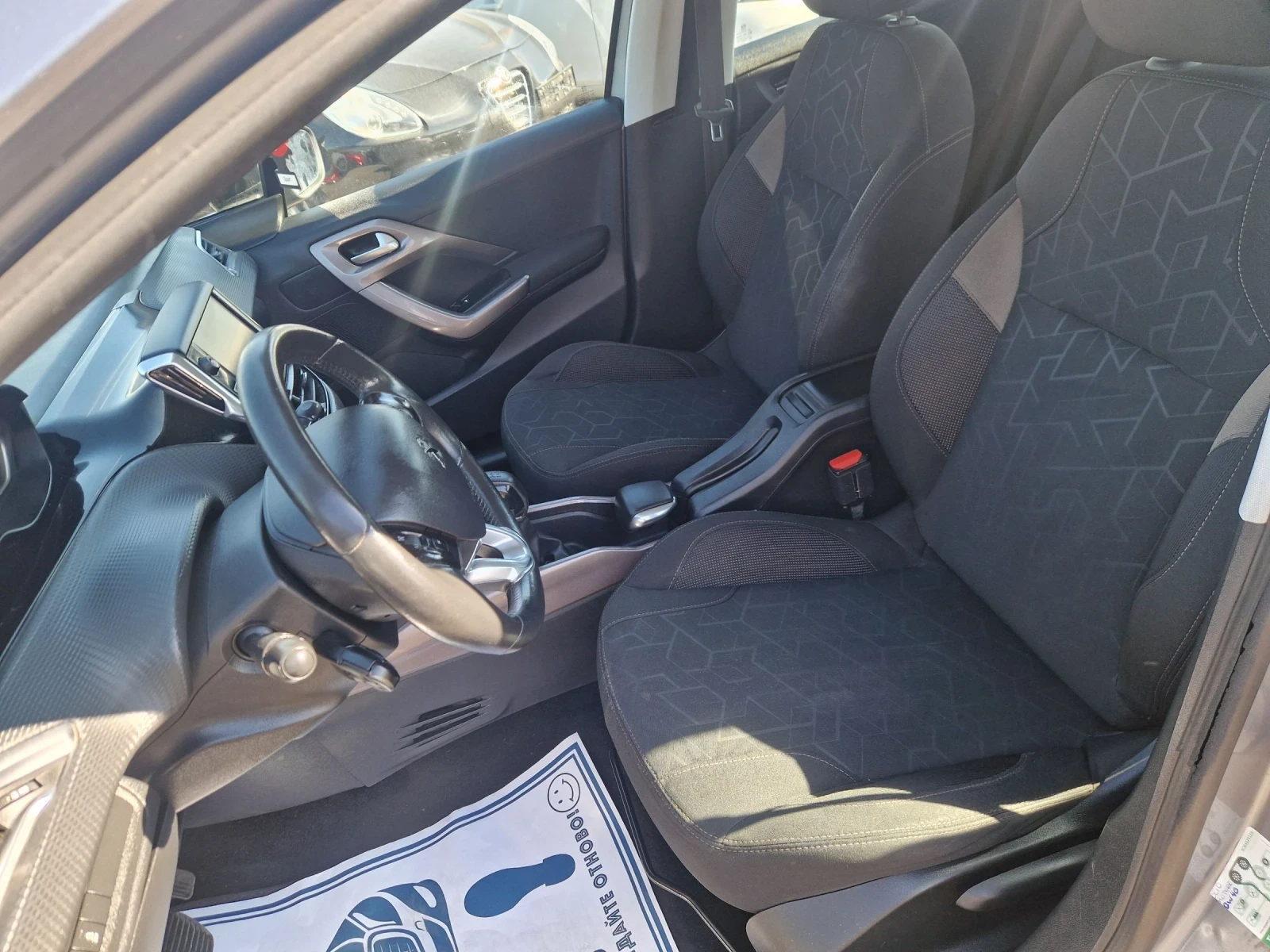 Peugeot 2008 1.2i 12v 86HP.EVRO 6 ITALIA, снимка 12 - Автомобили и джипове - 55068496