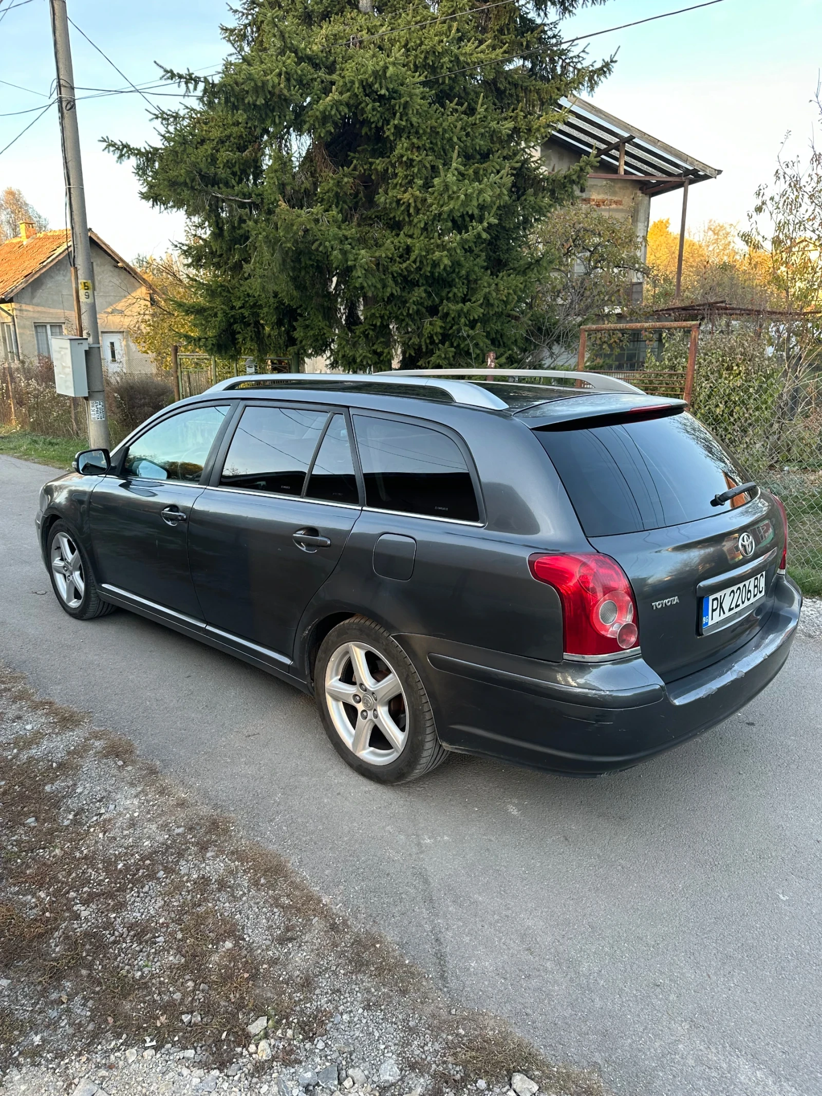 Toyota Avensis, снимка 6 - Автомобили и джипове - 55082703