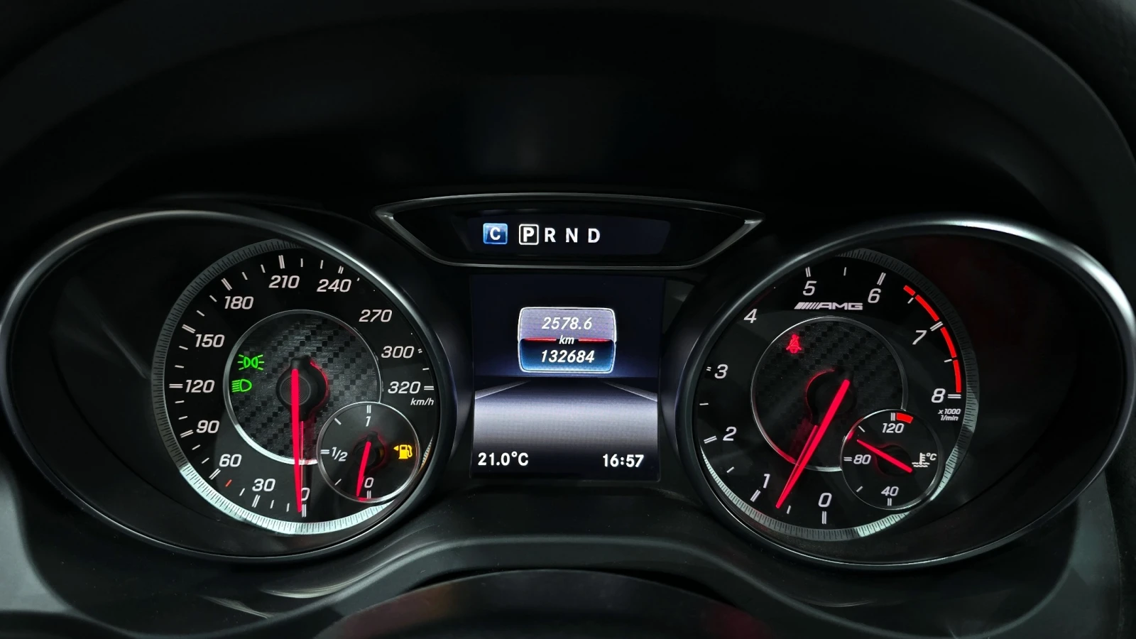 Mercedes-Benz CLA 45 AMG Подгрев/Памет/Панорама/ХАРМАН/Фикс Цена, снимка 5 - Автомобили и джипове - 55222580