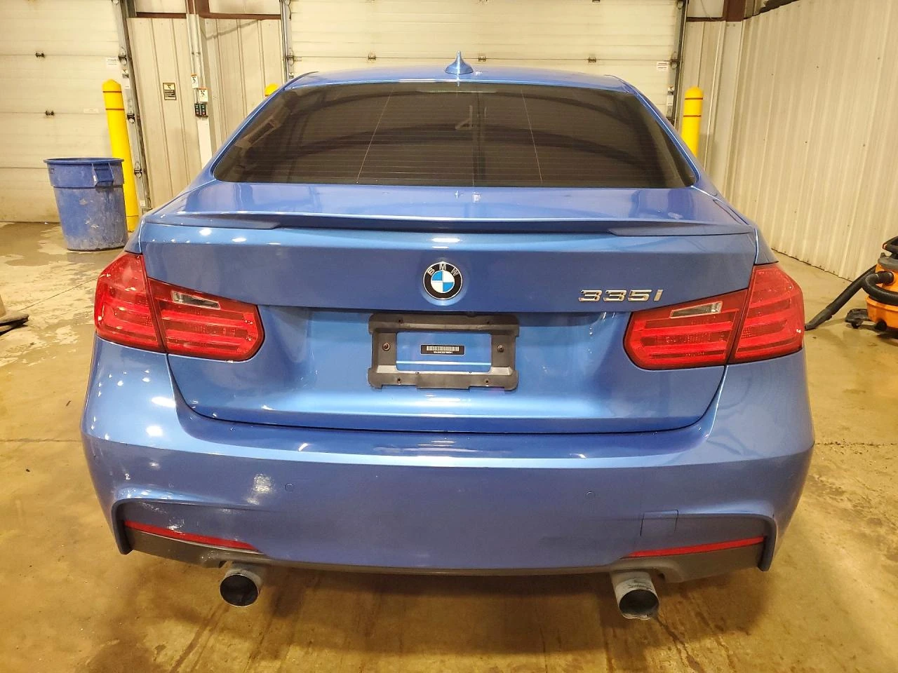 BMW 335 * M-SPORT* HARMAN KARDON* HEAD-UP* ПОДГРЕВ* ШИБИДА, снимка 6 - Автомобили и джипове - 55236939