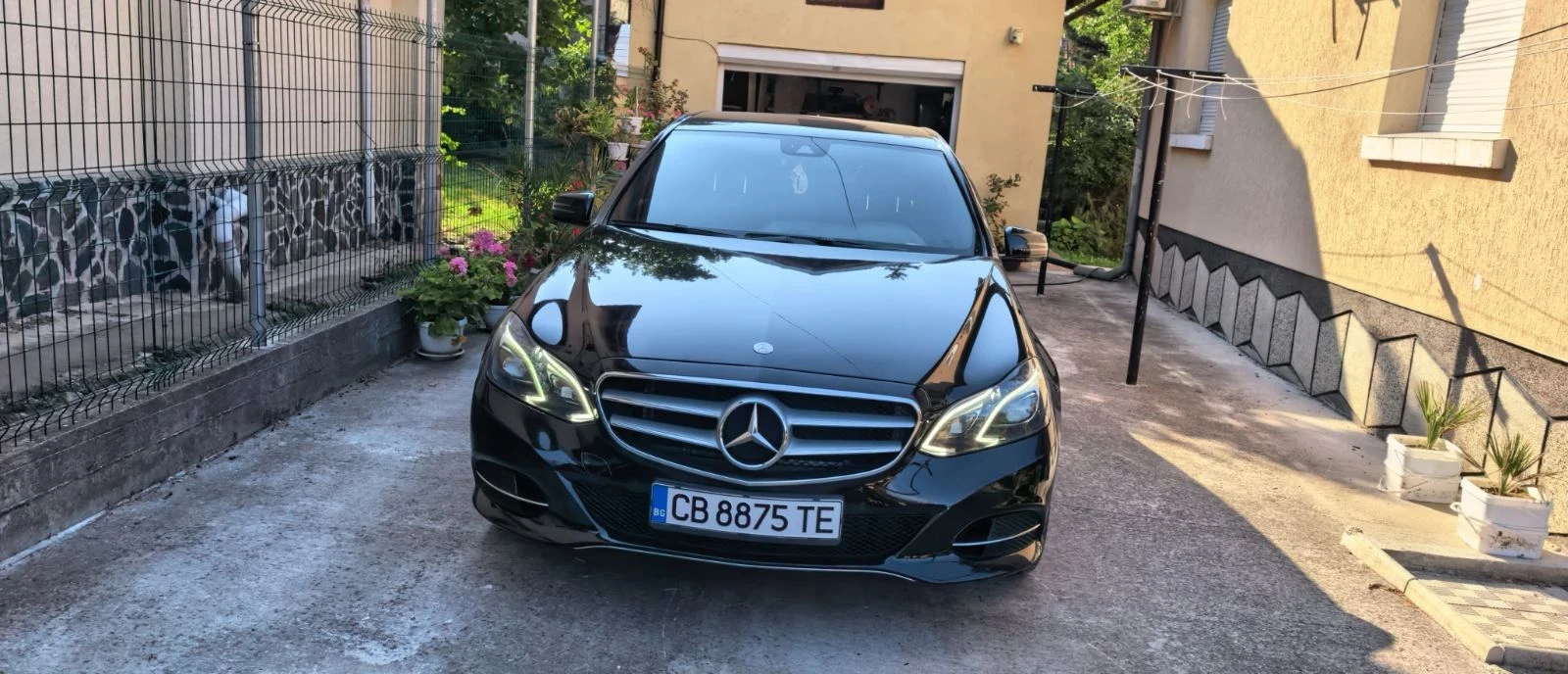 Mercedes-Benz E 220, снимка 10 - Автомобили и джипове - 55335066