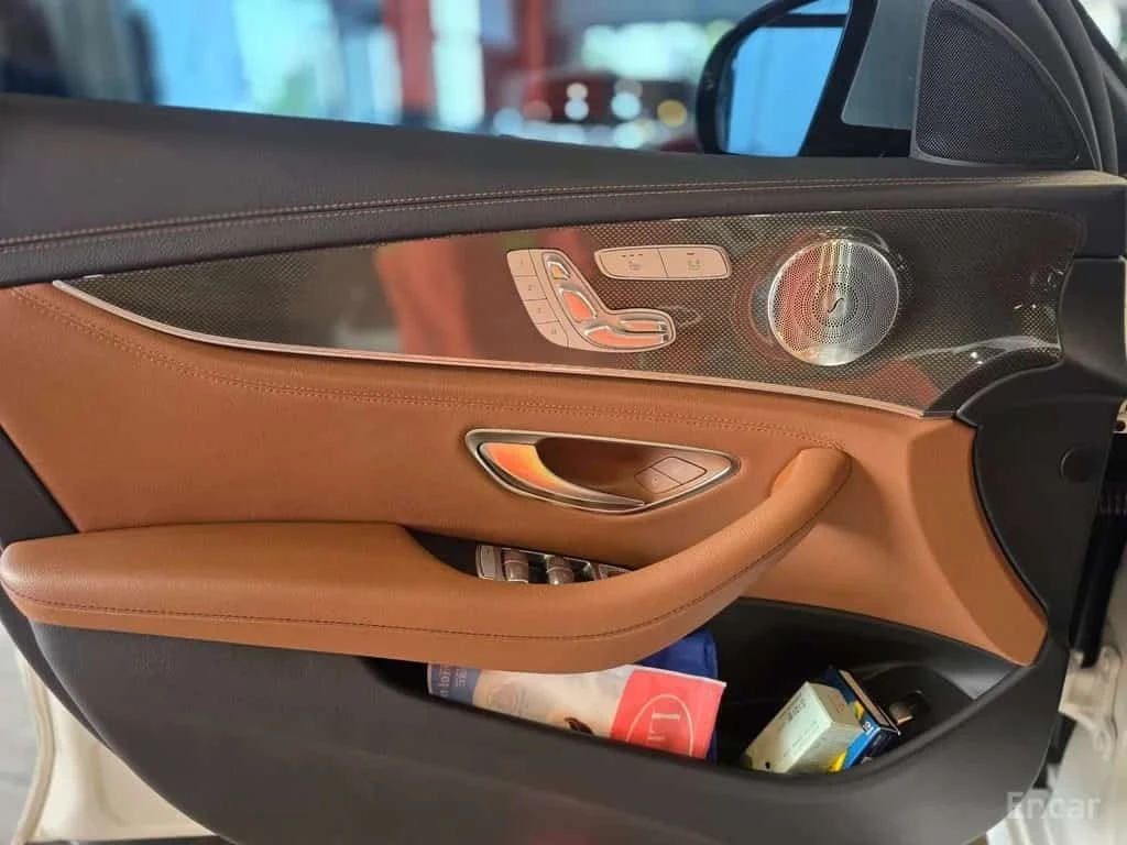 Mercedes-Benz E 350 4MATIC AMG Line/�����/360/�����/���������/ | Mobile.bg � ����������� 12