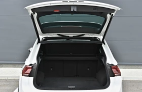 VW Tiguan 2.0TDI/3xR Line/4motion/Distronic/Cam360/KeyLess//, снимка 17