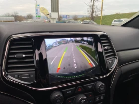 Jeep Grand cherokee 5.7HEMI/2020г/X - 49950 лв. / 25539.03 € - 82211012 14