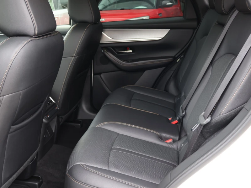 Mazda CX-60 Mazda CX-60 2.5 e-SKYACTIV PHEV TAKUMI 4x4 Automat, снимка 13 - Автомобили и джипове - 49759163