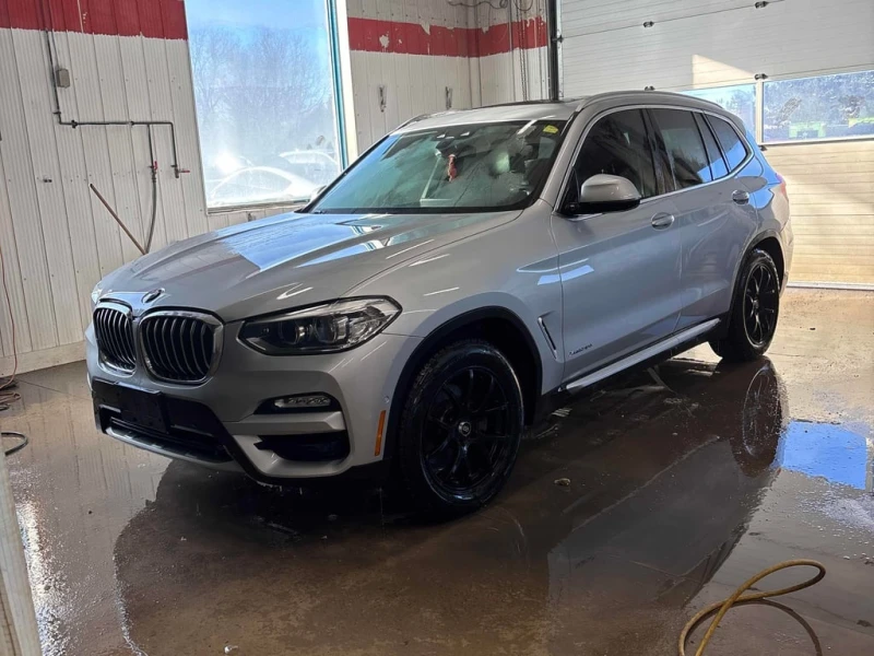 BMW X3 * xDrive30i * CARFAX * ВТОРИ КОМПЛЕТ ГУМИ + ДЖАНТИ