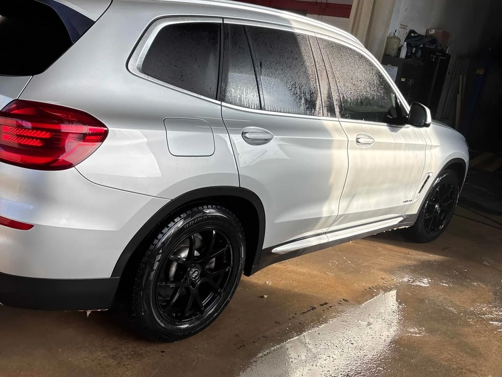 BMW X3 * xDrive30i * CARFAX * ВТОРИ КОМПЛЕКТ ГУМИ+ ДЖАНТИ - изображение 3