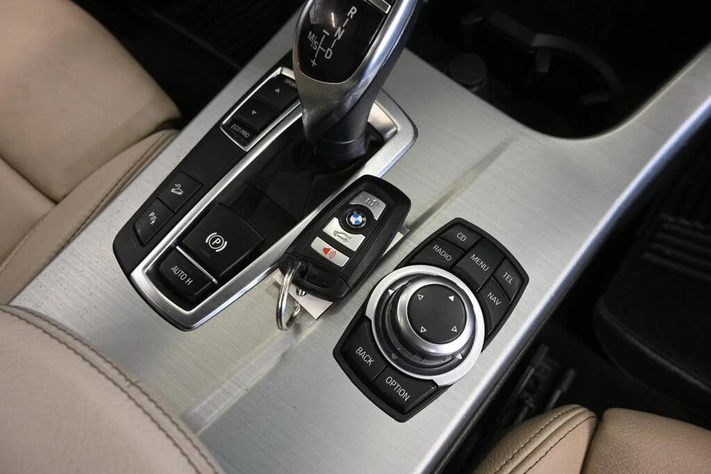 BMW X3 I * M-Package* * HeadUp* AвтоКредит* (ЦЕНА ДО БГ), снимка 13 - Автомобили и джипове - 53769693