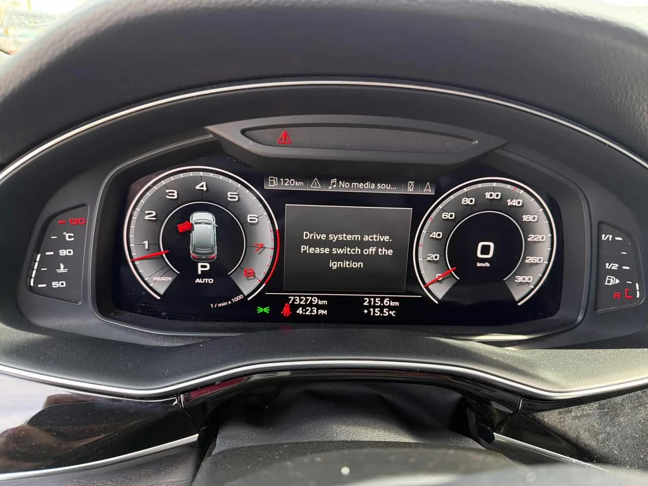 Audi Q7 Komfort /CAMERA/ПОДГРЕВИ/АВТОКРЕДИТ , снимка 8 - Автомобили и джипове - 54666322