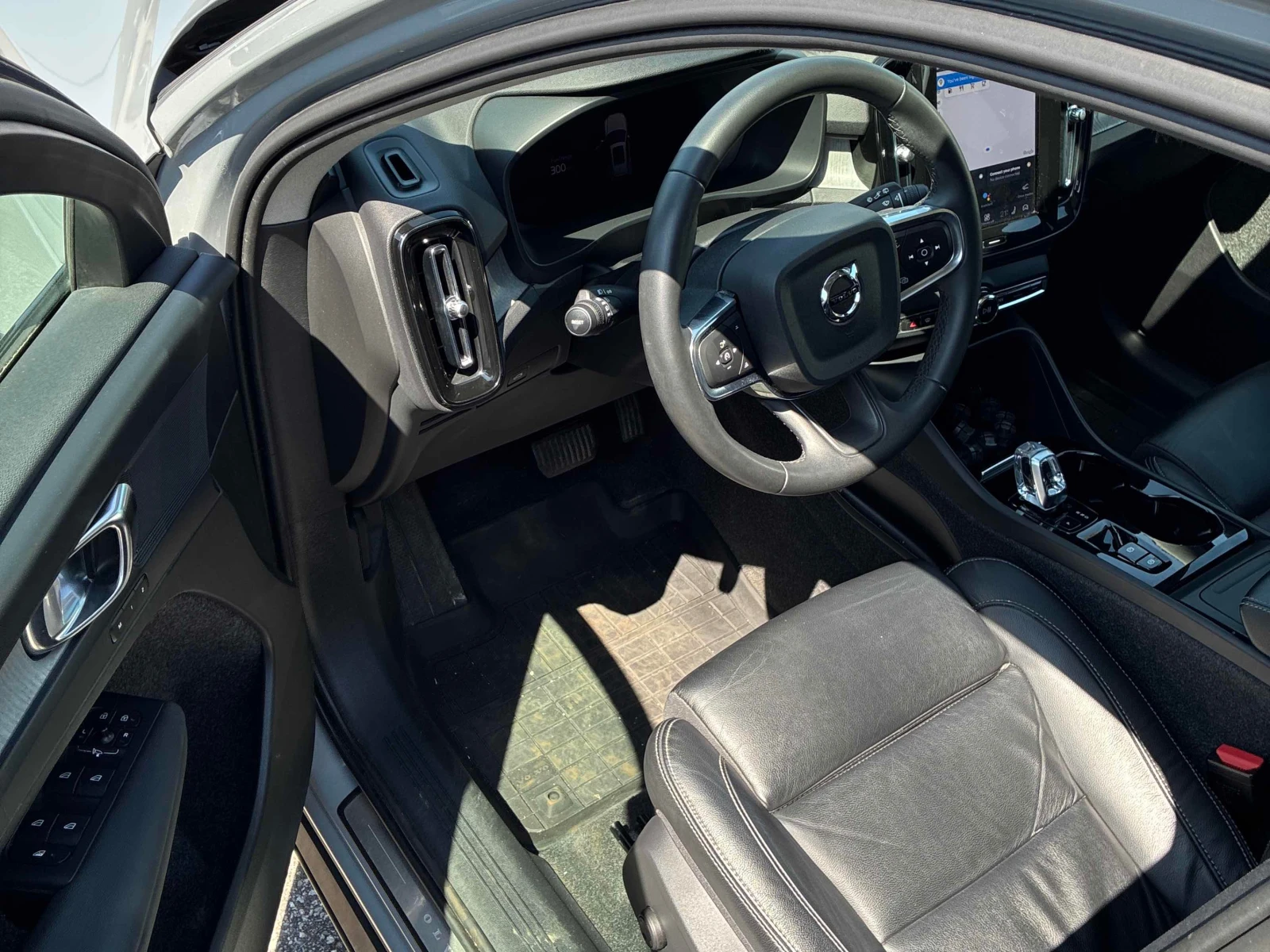 Volvo XC40 * * CARFAX * * АВТО КРЕДИТ * * , снимка 7 - Автомобили и джипове - 54870276