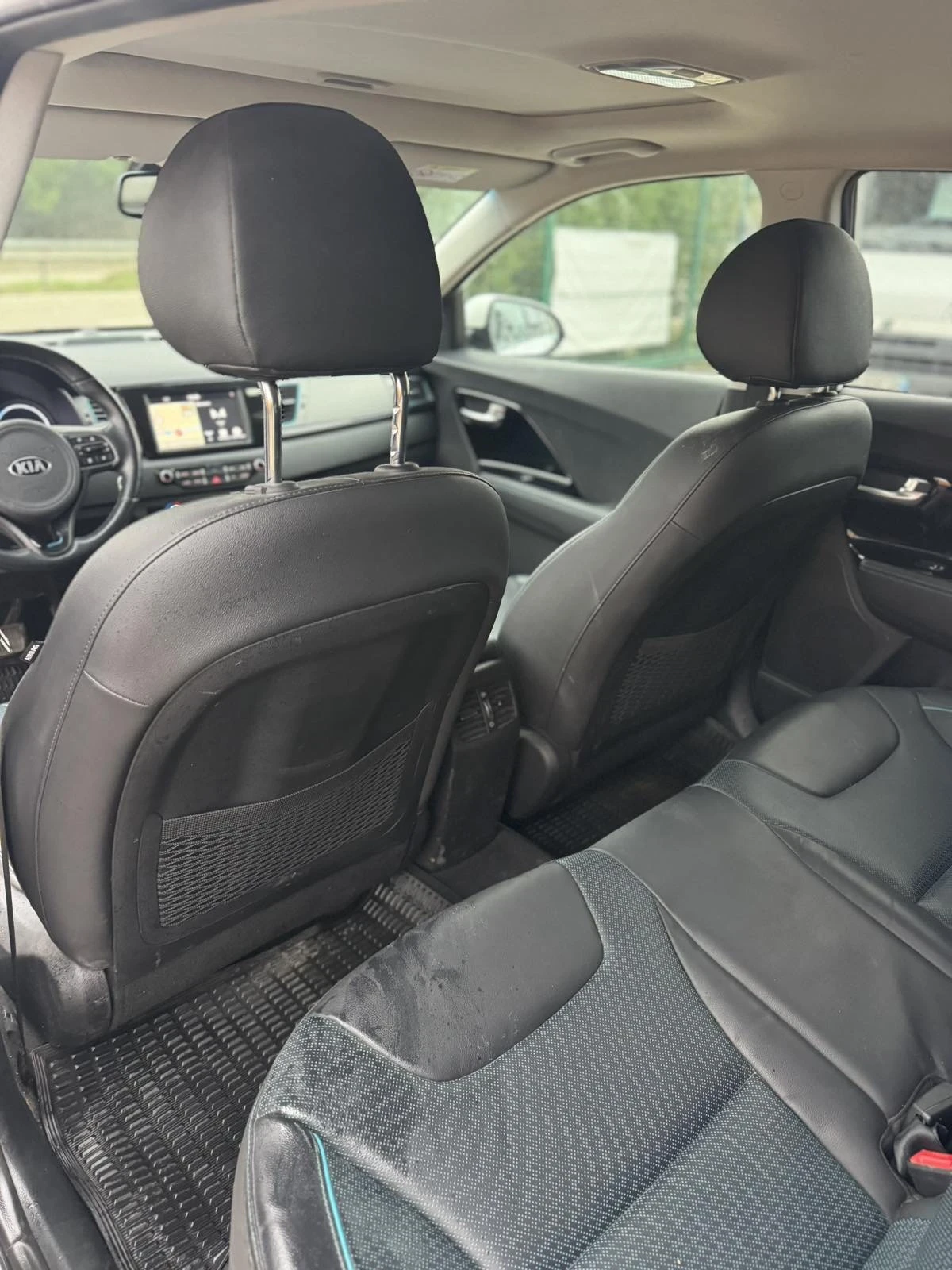 Kia Niro 64kwh, снимка 9 - Автомобили и джипове - 56659128