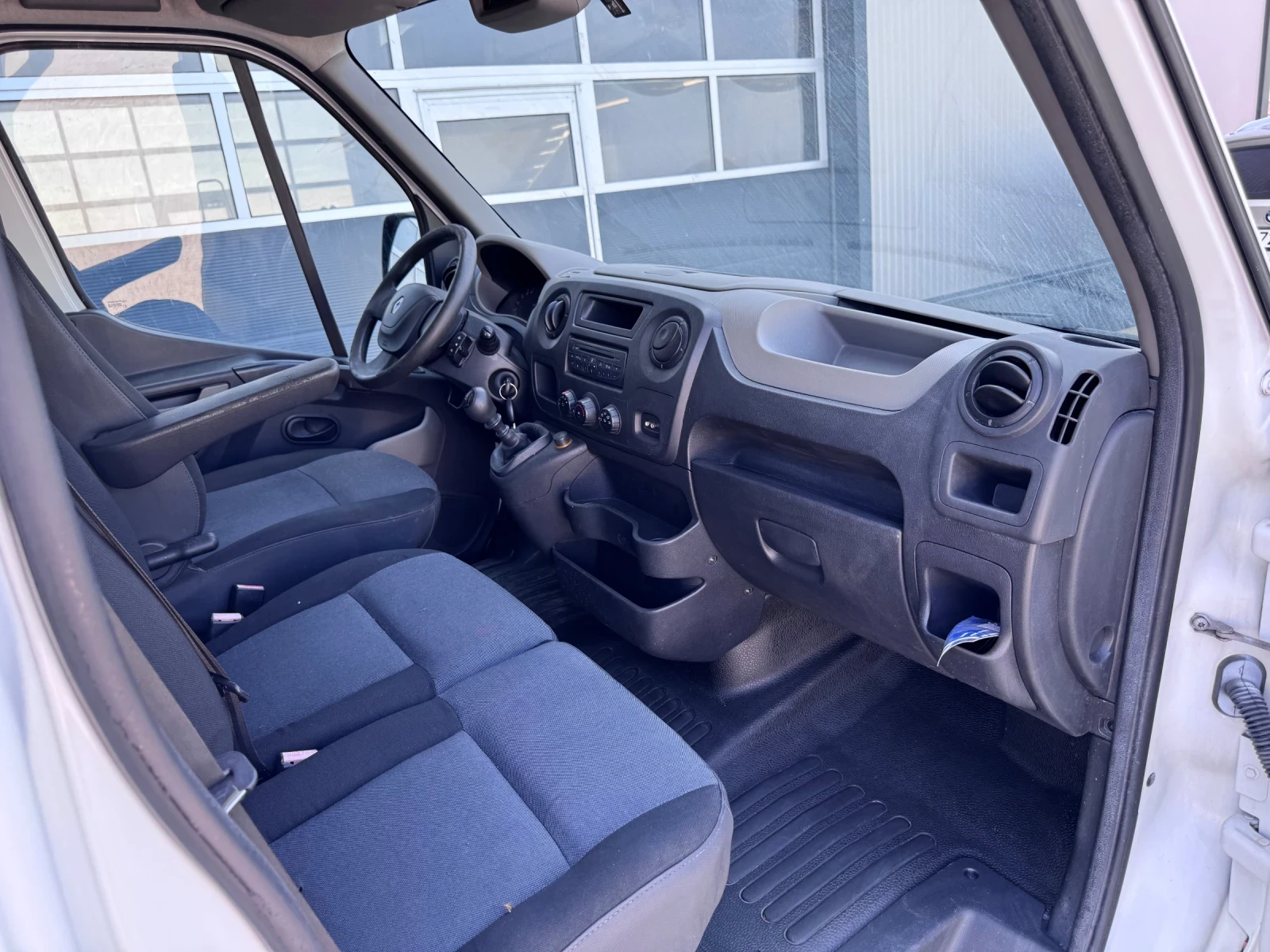 Renault Master КЛИМАТИК ЕВРО 5, снимка 13 - Бусове и автобуси - 55778004