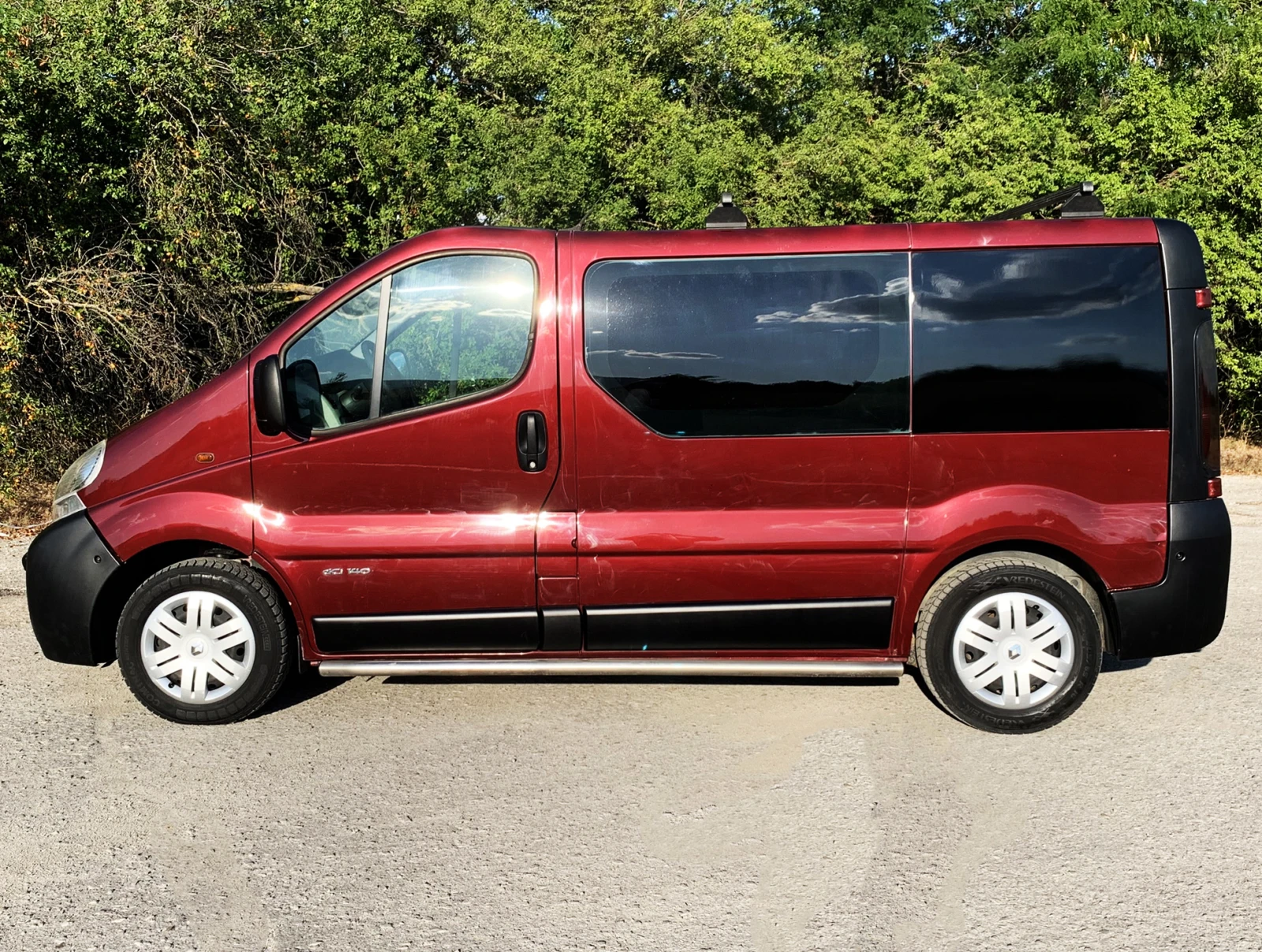 Renault Trafic 2, 5 DCI 135 к.с. 5 места 6 ск. КЛИМАТИК, снимка 7 - Бусове и автобуси - 55979268
