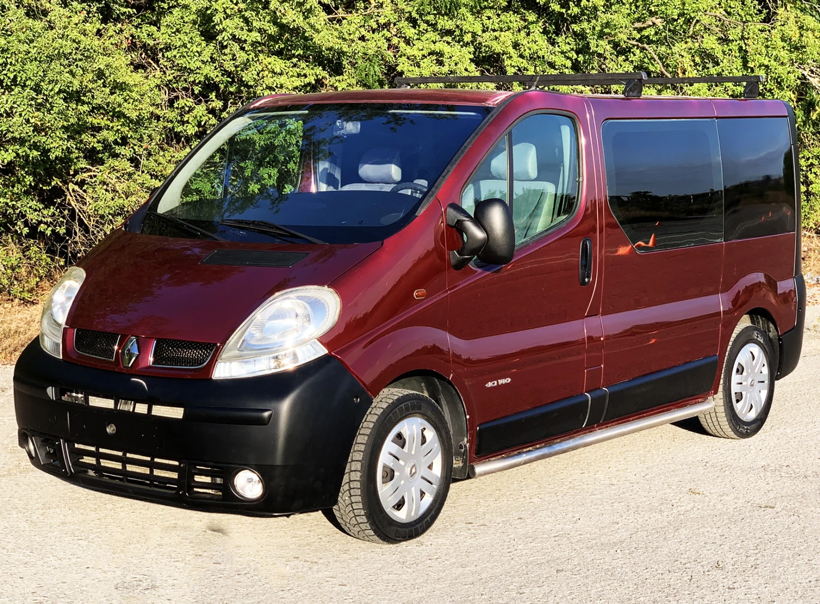 Renault Trafic 2, 5 DCI 135 к.с. 5 места 6 ск. КЛИМАТИК, снимка 3 - Бусове и автобуси - 55979268