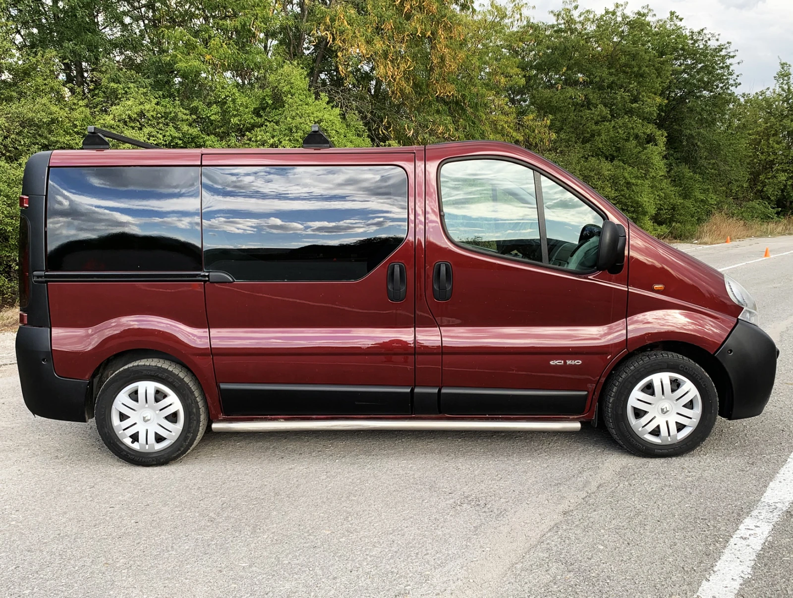 Renault Trafic 2.5 DCI 135 к.с. 5 места 6 ск. КЛИМАТИК, снимка 3 - Бусове и автобуси - 55979268
