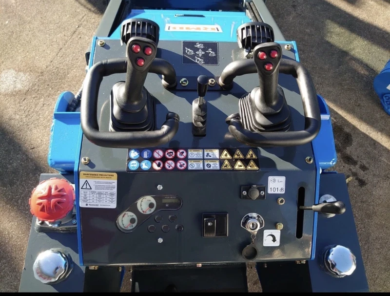 Мини челни товарачи Kubota Мини челен товарач Rippa с двигател Kubota Z482, снимка 9 - Индустриална техника - 53246651