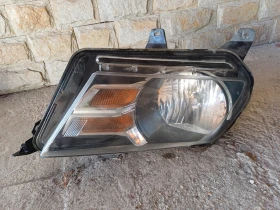Фар десен за Форд Мустанг 2012г., снимка 1