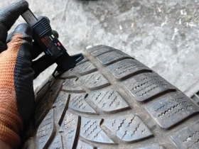 Гуми Зимни 235/70R16, снимка 4