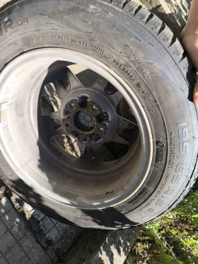 Гуми с джанти Nokian 195/65R15, снимка 3 - Гуми и джанти - 48214188