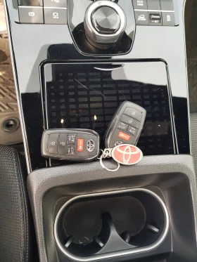 Toyota bZ4X 4х4, снимка 16