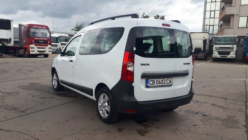 Dacia Dokker 1.5 DCI 90к.с. 6 скорости, снимка 4 - Автомобили и джипове - 47406004